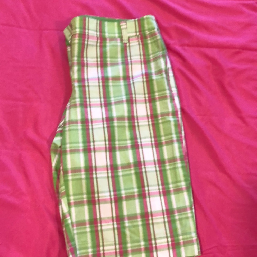 New York & Company Manhattan Chino Bermudas